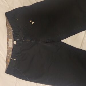 Old Navy Women's Black Bermudas